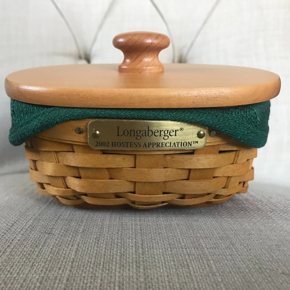 Small Longaberger basket with lid